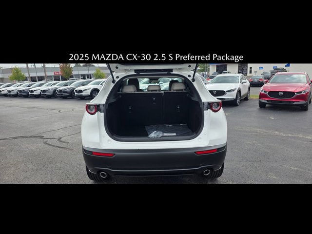 2025 Mazda CX-30 2.5 S Preferred photo 5