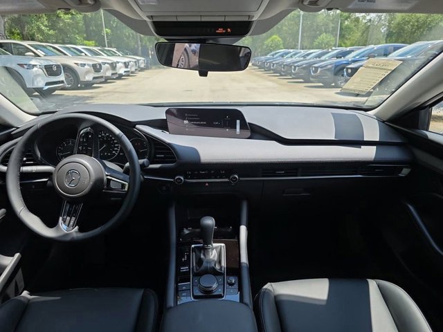 2025 Mazda Mazda3 2.5 Select Sport photo 2