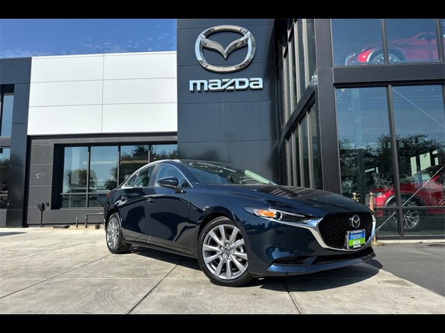 2025 Mazda Mazda3 Sedan 2.5 s Preferred photo 2