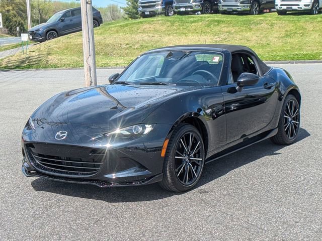 2026 Mazda MX-5 Miata Grand Touring
