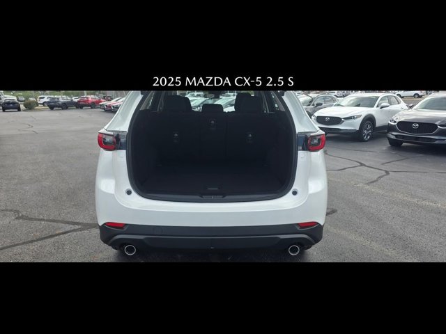 2025 Mazda Mazda5 2.5 S photo 5