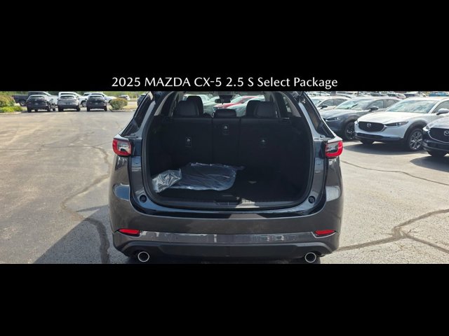 2025 Mazda CX-5 2.5 Select photo 4