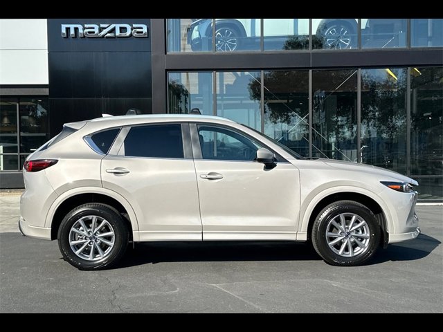 2025 Mazda CX-5 2.5 Select photo 4