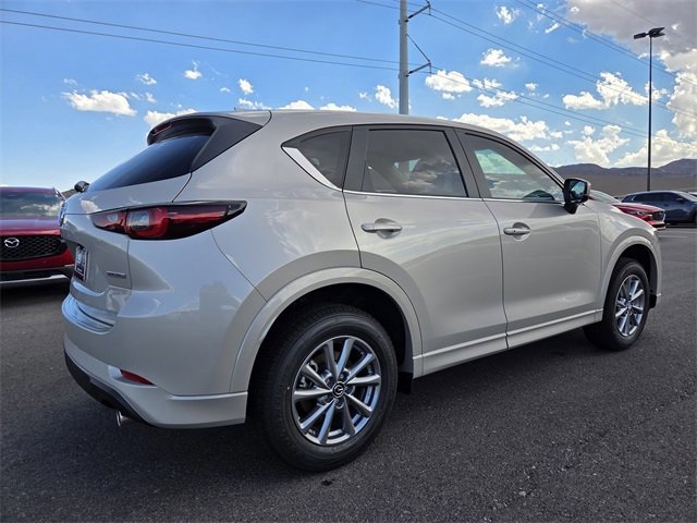 2025 Mazda CX-5 2.5 S Preferred photo 3