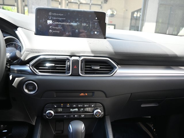 2025 Mazda CX-5 2.5 S Preferred photo 5