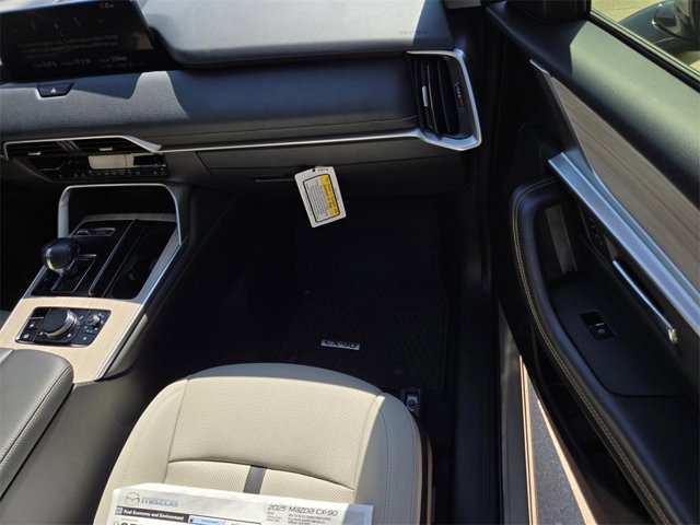 2025 Mazda CX-90 3.3 Turbo Preferred photo 6