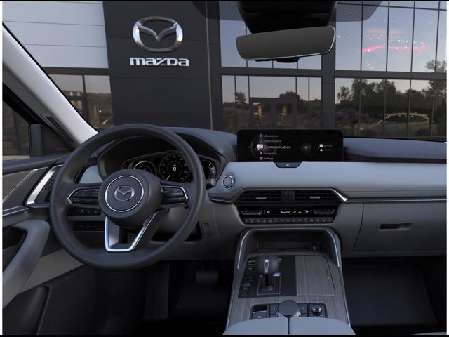 2024 Mazda CX-90 Plug-in Hybrid Premium Plus photo 2